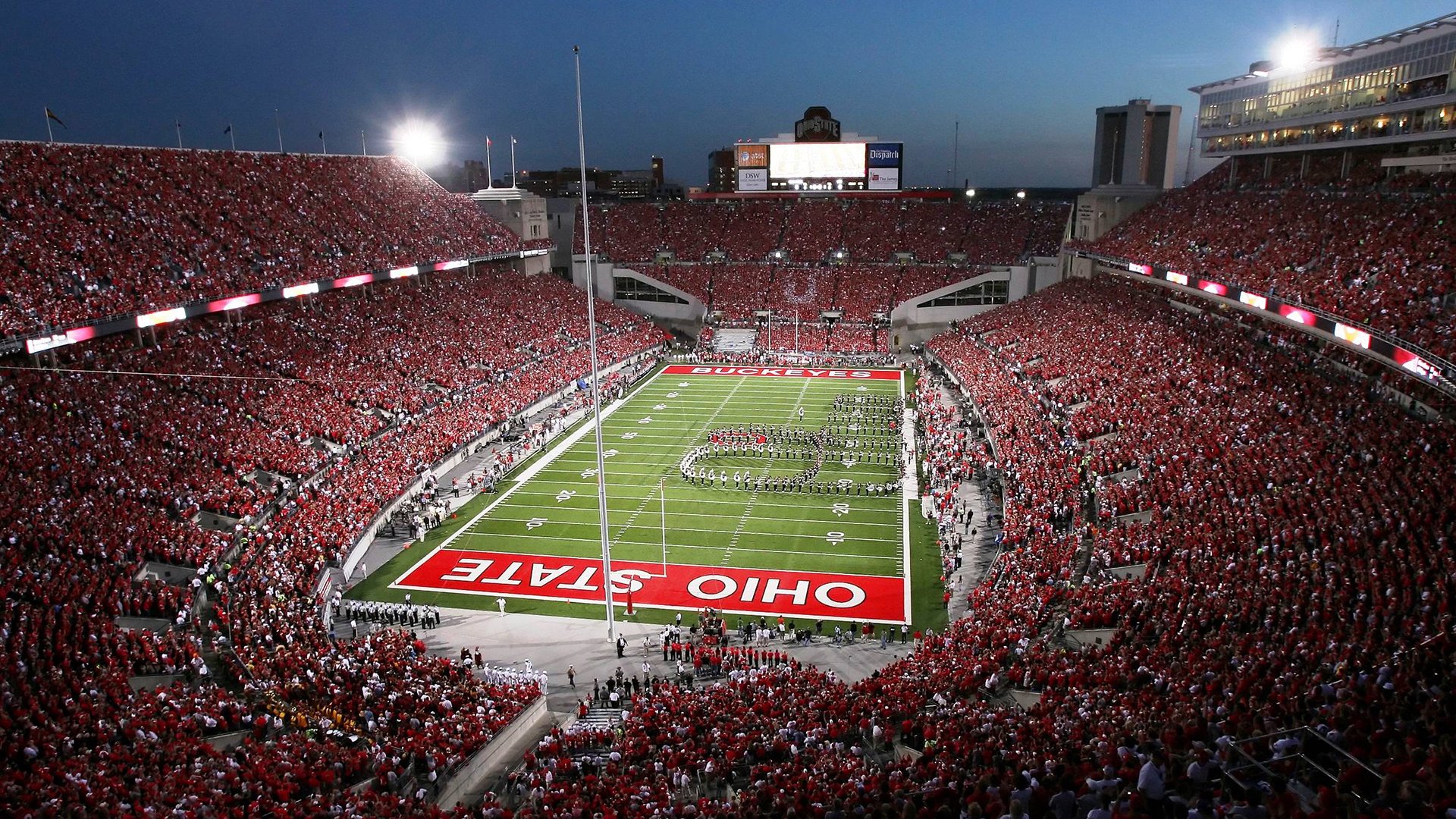 意外田径运动员抵达延误错过检录，运动员失误瞬间