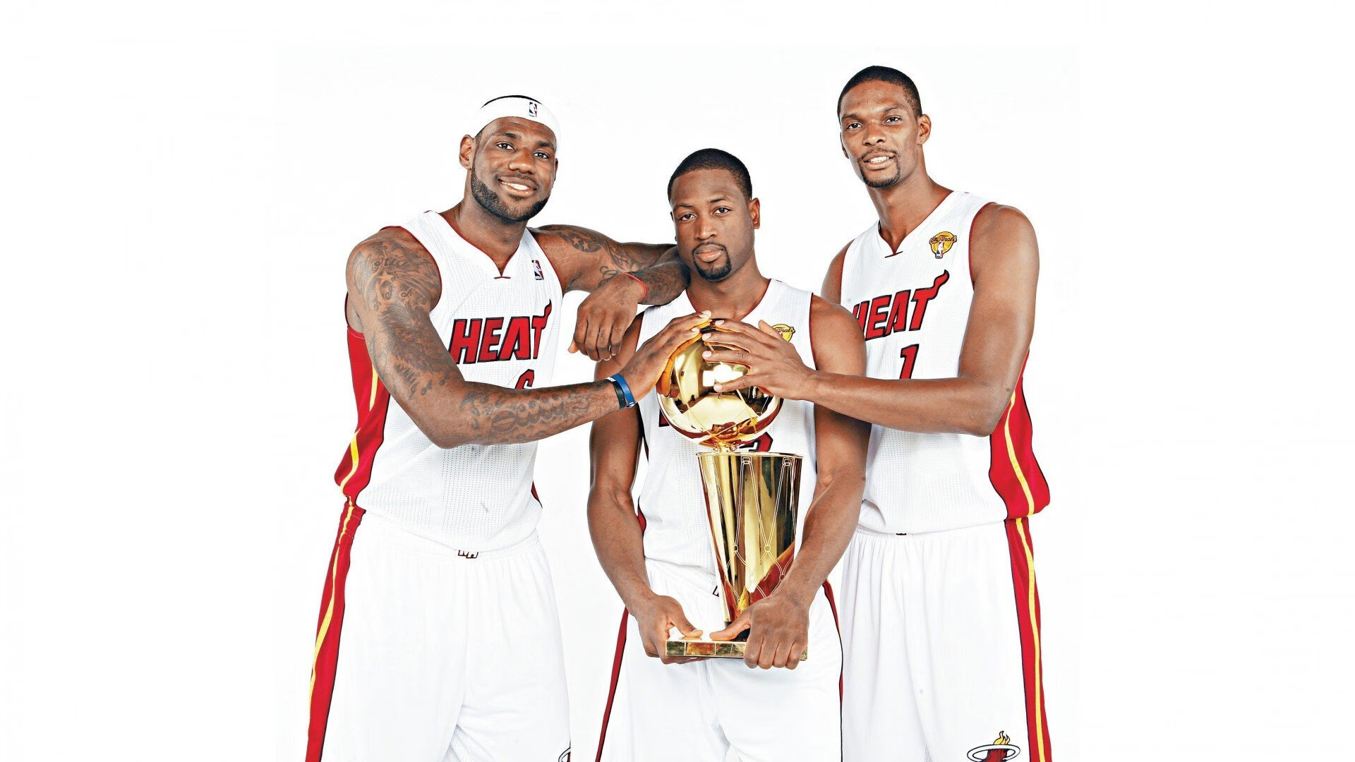 FB体育官网-迈阿密热火的战略调整为季后赛奠定基础，迈阿密热火选秀